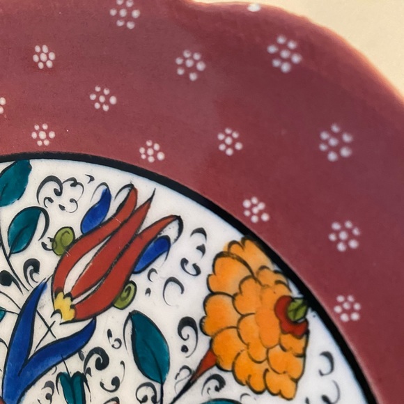 Authentic Signed Vintage Turkish Ceramic Hand Painted 7” Decorative Plate - Picture 7 of 10